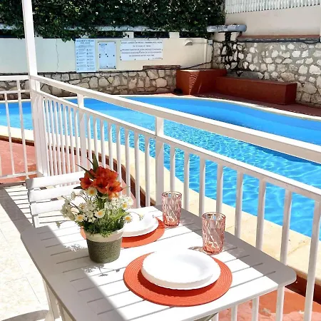 Apartbeach Vangohg Climatizado Y Vistas Piscina