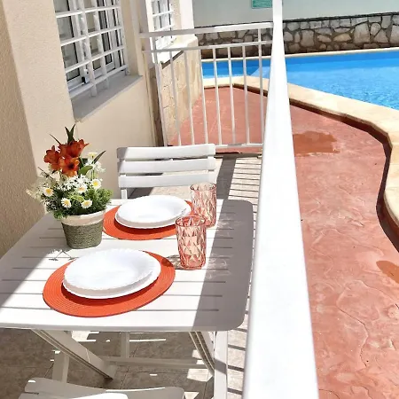 Apartbeach Vangohg Climatizado Y Vistas Piscina Appartement Salou