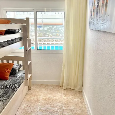 Apartment Apartbeach Vangohg Climatizado Y Vistas Piscina Salou
