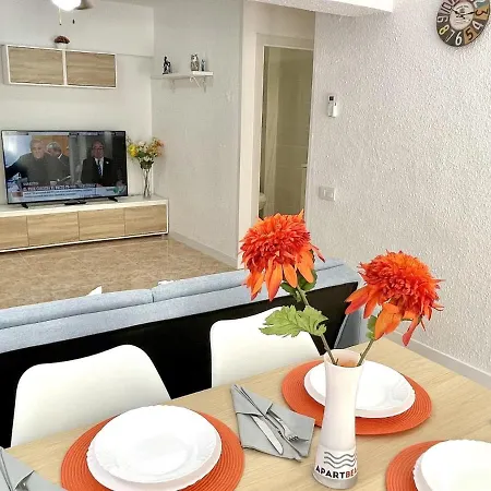 Apartbeach Vangohg Climatizado Y Vistas Piscina Salou