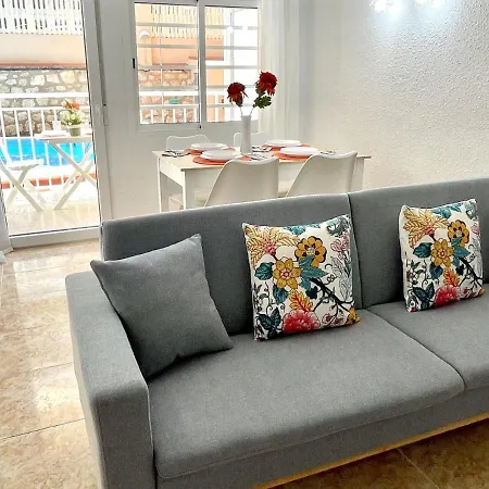 Apartment Apartbeach Vangohg Climatizado Y Vistas Piscina *