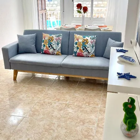 Apartbeach Vangohg Climatizado Y Vistas Piscina Salou