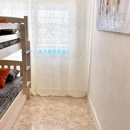 Apartment Apartbeach Vangohg Climatizado Y Vistas Piscina Salou